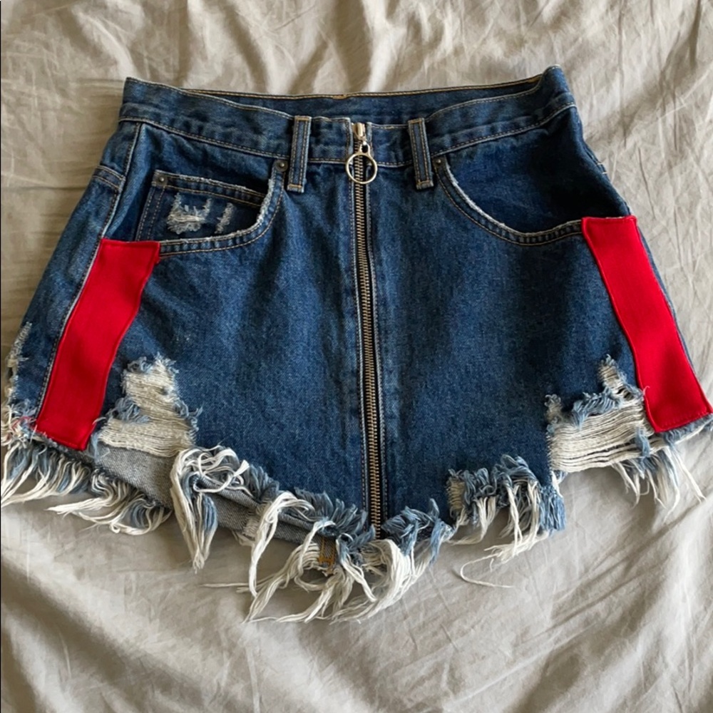 Super cute skirt for LF CARMAR DENIM